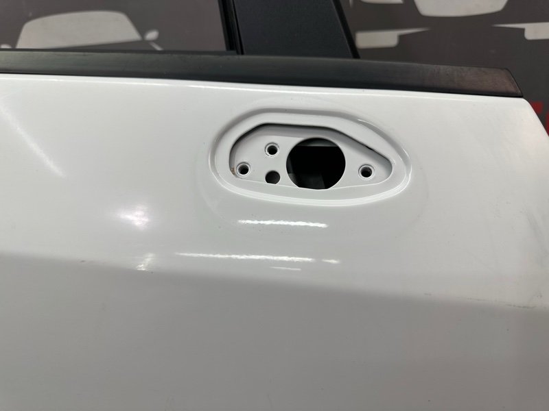 Дверь Fiat Punto