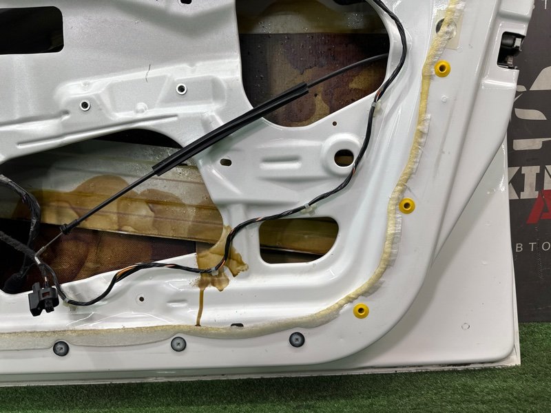 Дверь Fiat Punto