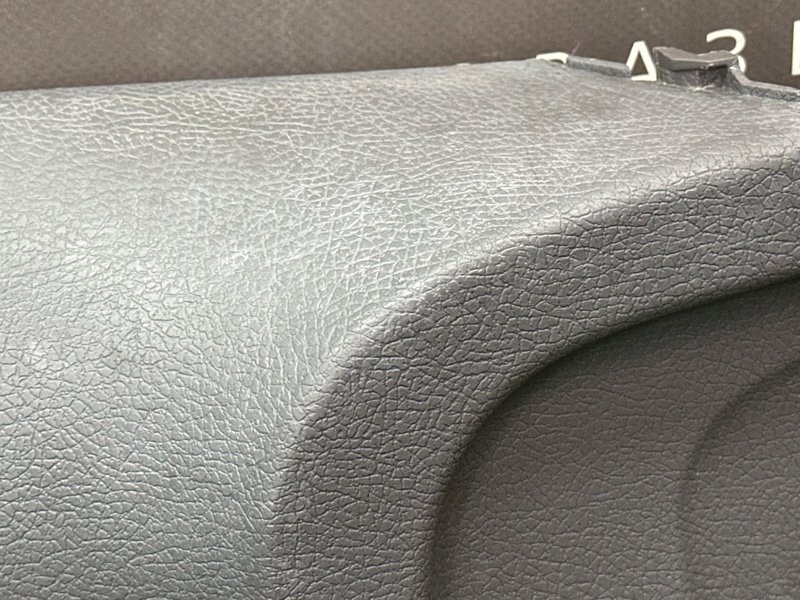 Обшивка двери Peugeot 206