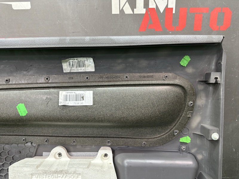 Обшивка двери Peugeot 206