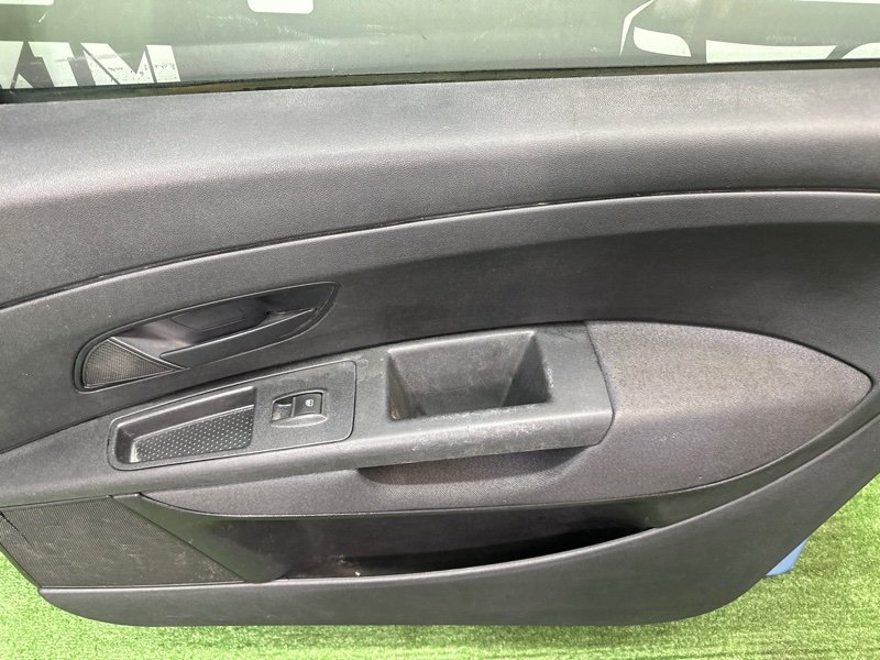 Дверь Fiat Punto