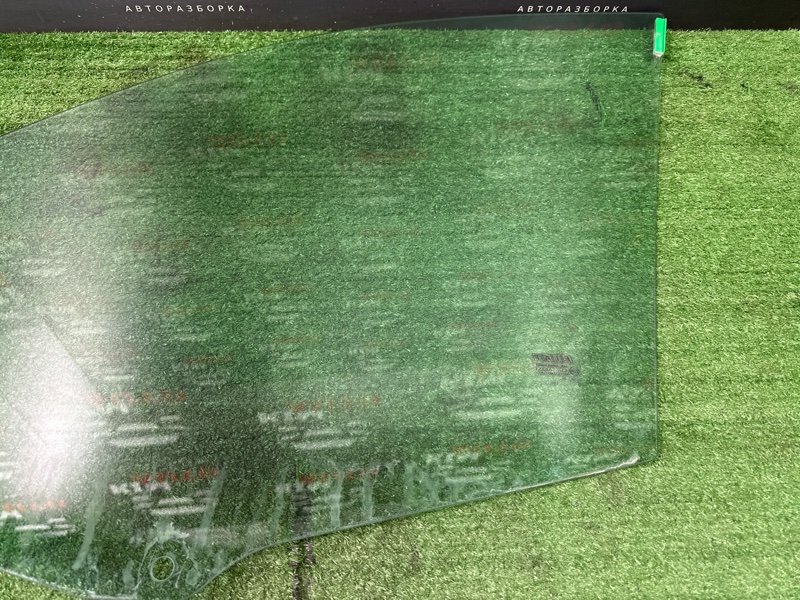 Стекло двери Fiat Panda