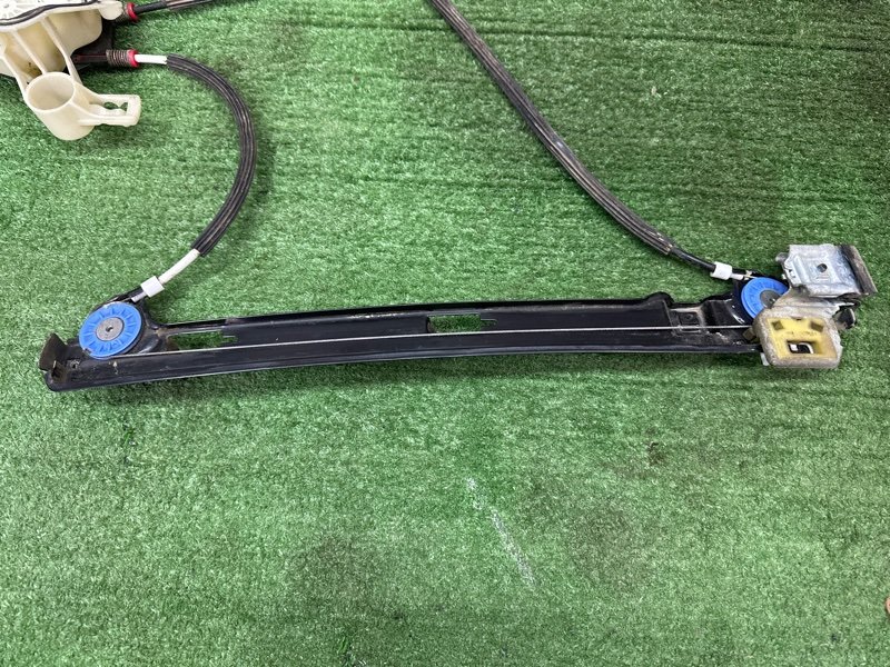 Механизм стеклоподъёмника с мотором SEAT ALTEA