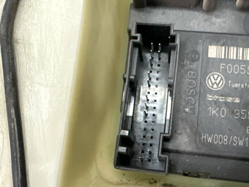 Механизм стеклоподъёмника с мотором SEAT ALTEA