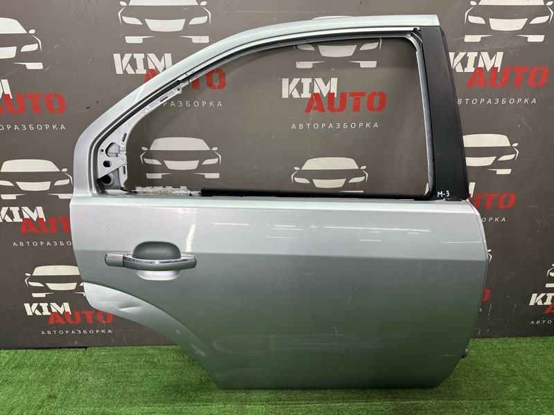 Дверь Ford Mondeo 3