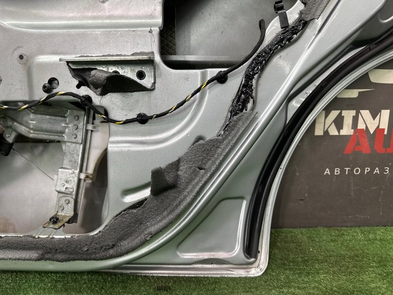 Дверь Ford Mondeo 3