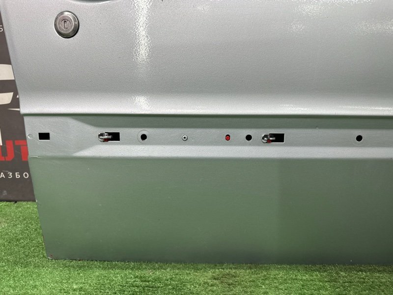 Дверь Peugeot 206