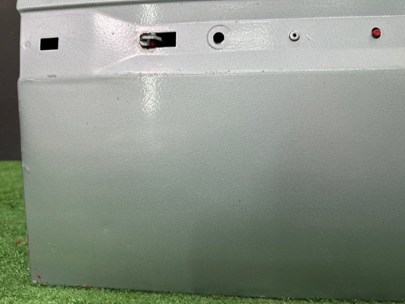 Дверь Peugeot 206