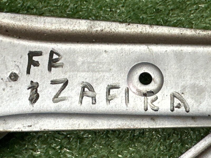 Механизм стеклоподъёмника с мотором Opel Zafira