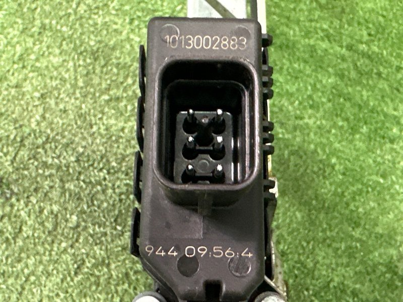 Механизм стеклоподъёмника с мотором Opel Zafira