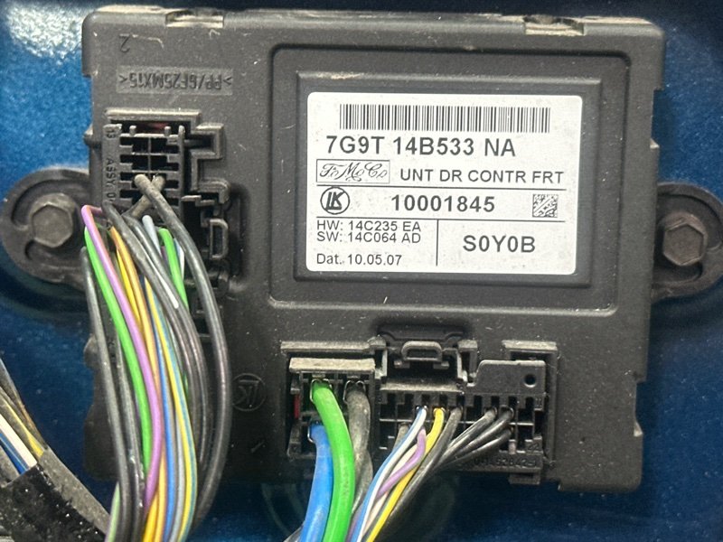 Дверь Ford Mondeo 4