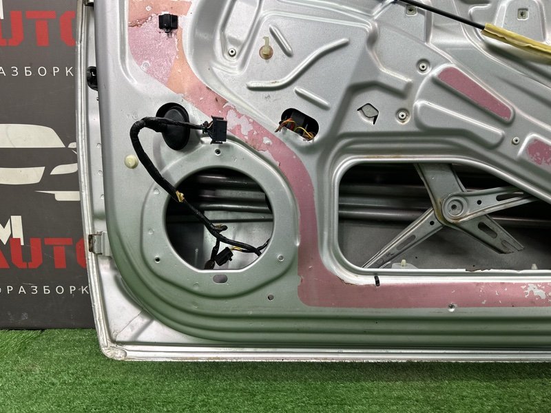 Дверь Opel Zafira