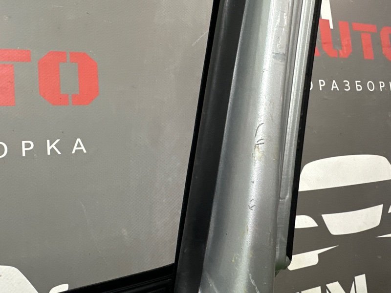 Дверь Opel Zafira