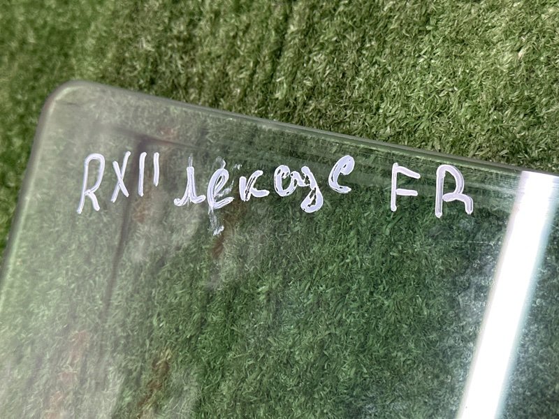 Стекло двери Lexus RX 300