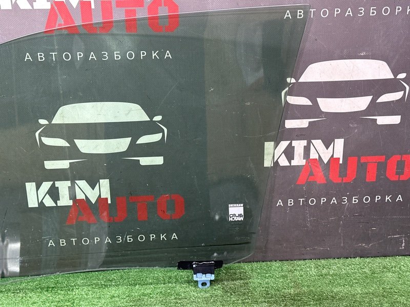 Стекло двери Lexus RX 300