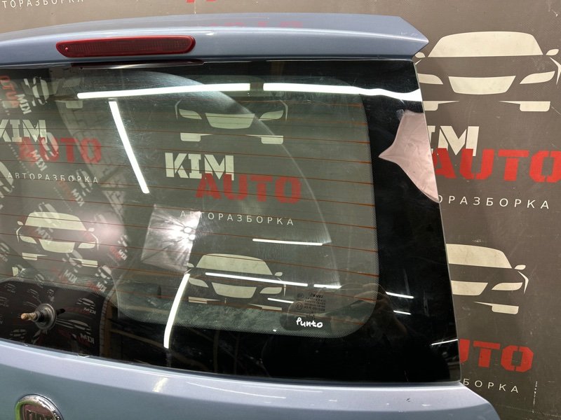 Крышка багажника Fiat Punto