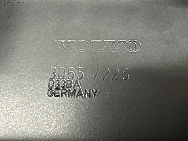 Крышка багажника Volvo C 30