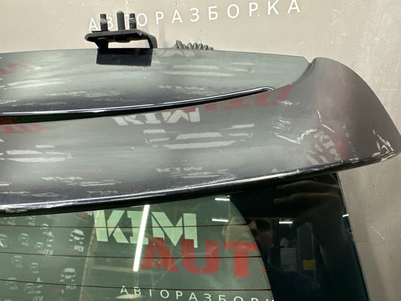 Крышка багажника Volvo C 30