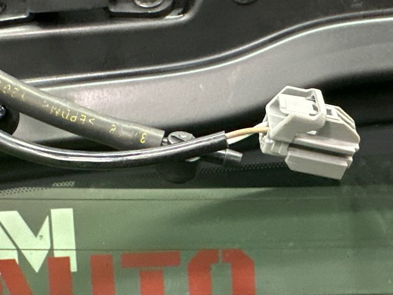 Крышка багажника Volvo C 30