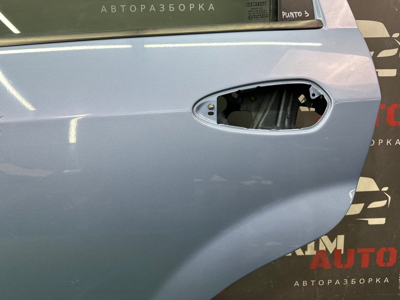 Дверь Fiat Punto