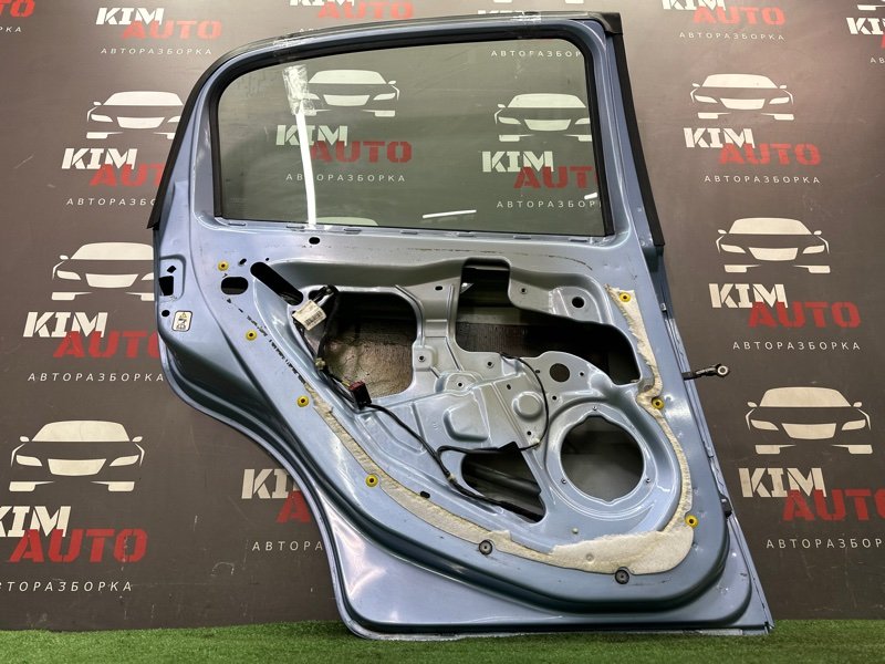 Дверь Fiat Punto