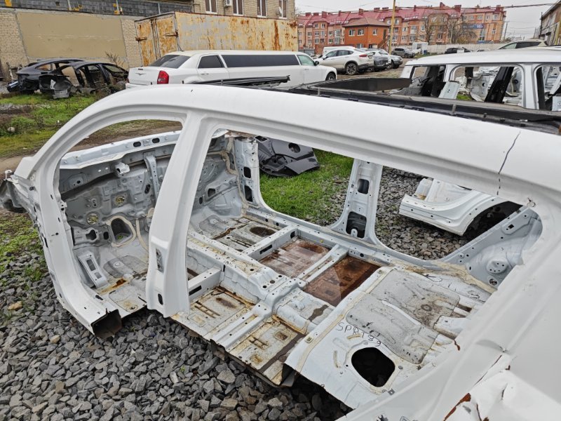 Стойка крыши (банан) Kia Sportage 3 2014 SL