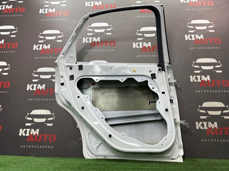 Дверь Ford Focus 2