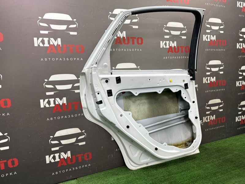 Дверь Ford Focus 2