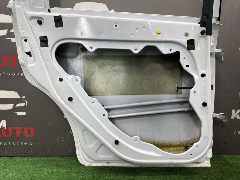 Дверь Ford Focus 2