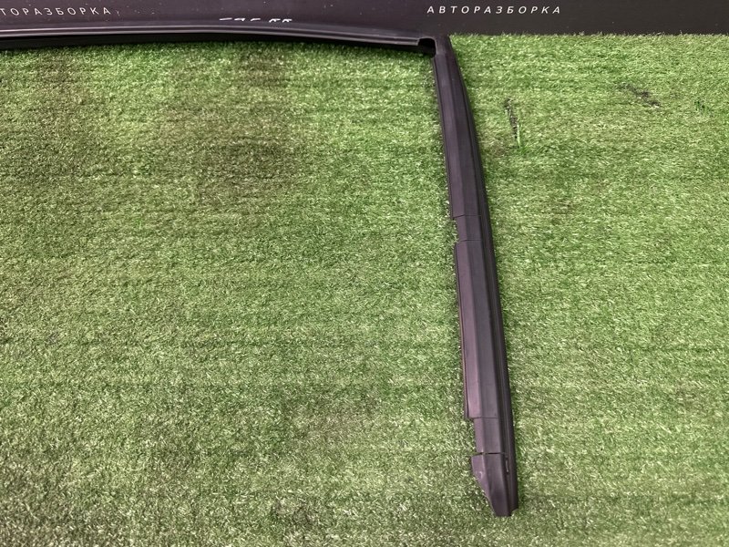 Уплотнитель двери Chevrolet Captiva C100