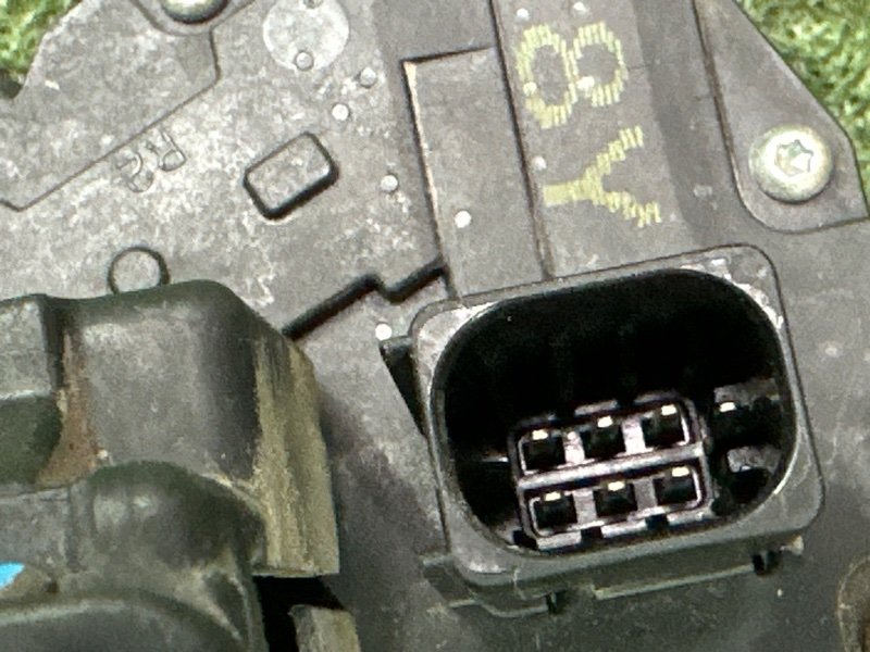 Замок двери Chevrolet Captiva C100