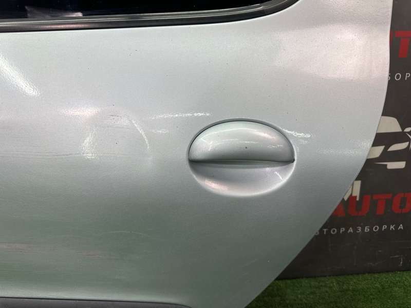 Дверь Peugeot 206