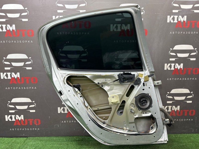 Дверь Peugeot 206