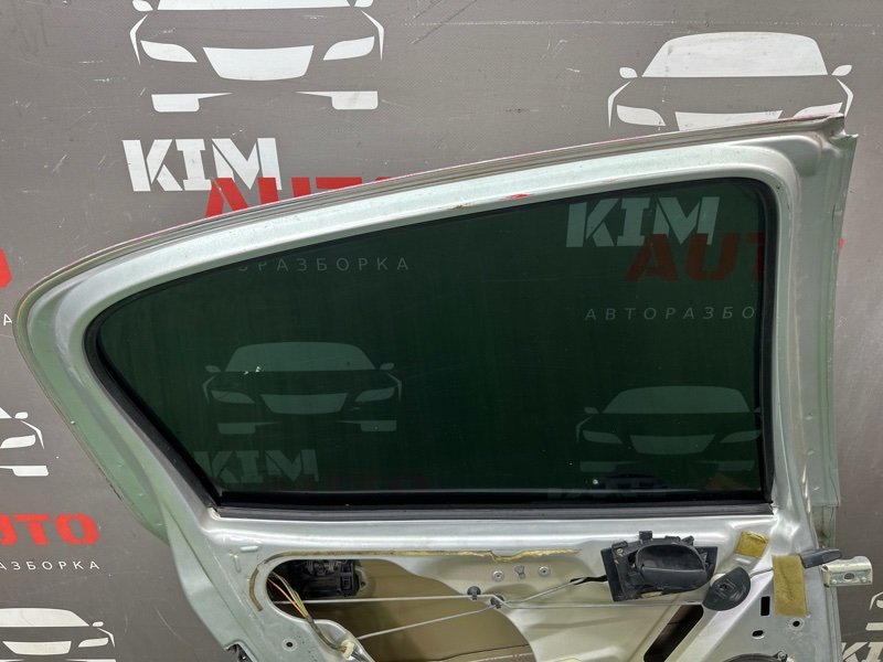 Дверь Peugeot 206