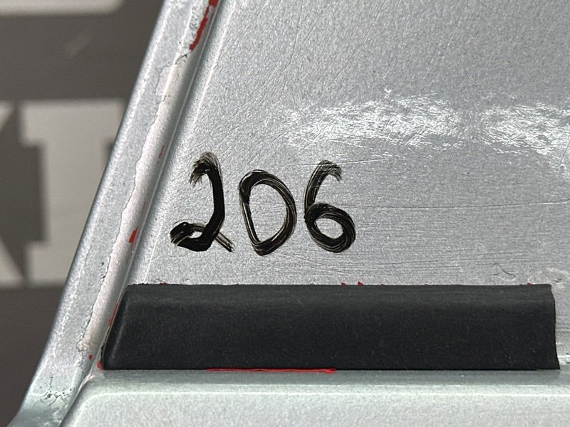 Дверь Peugeot 206