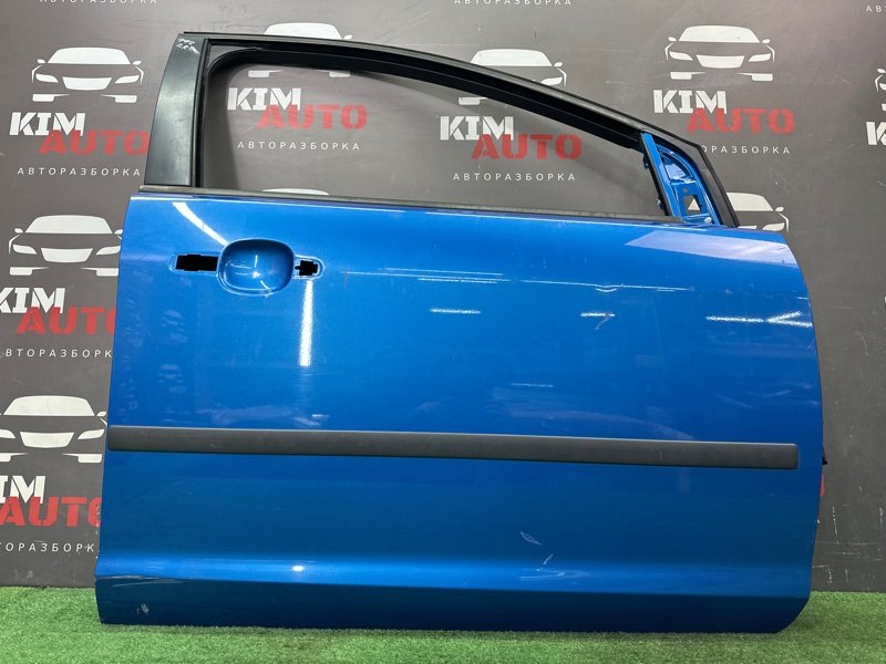 Дверь Ford Focus 2