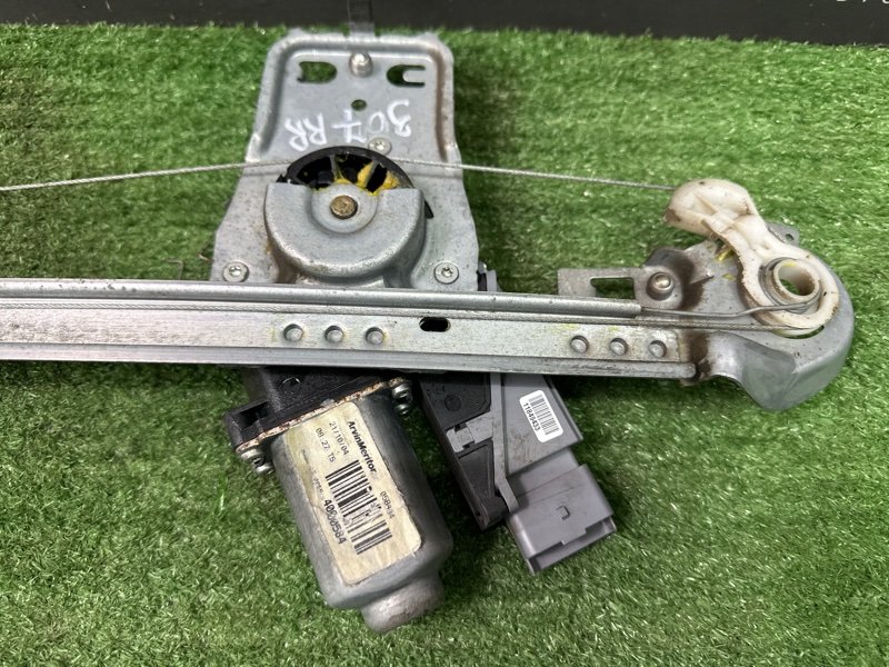 Механизм стеклоподъёмника с мотором Peugeot 307