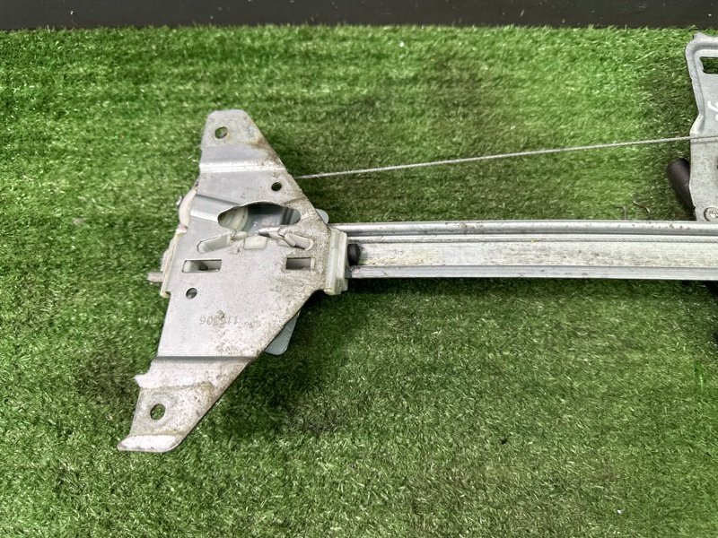 Механизм стеклоподъёмника с мотором Peugeot 307