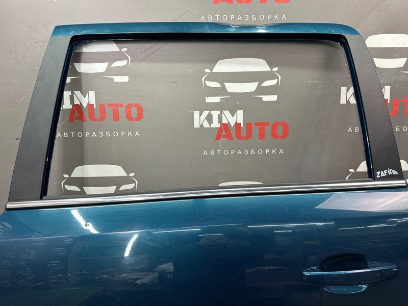 Дверь Opel Zafira