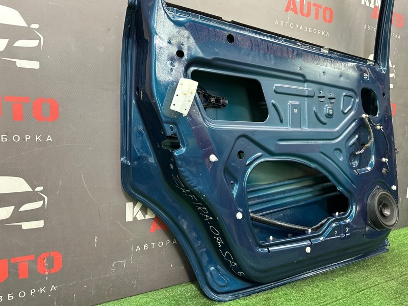Дверь Opel Zafira