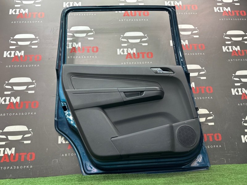 Дверь Opel Zafira