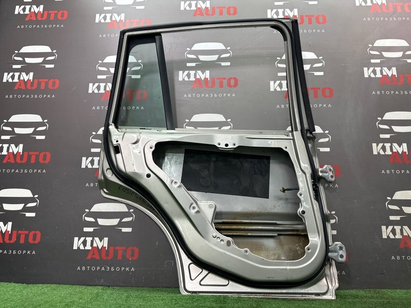 Дверь Ford Fusion