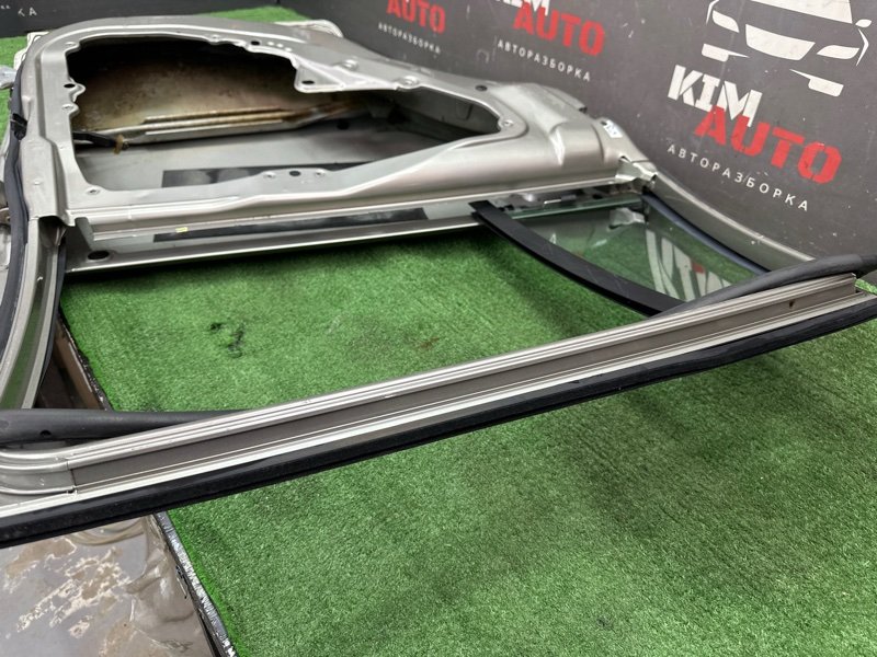 Дверь Ford Fusion