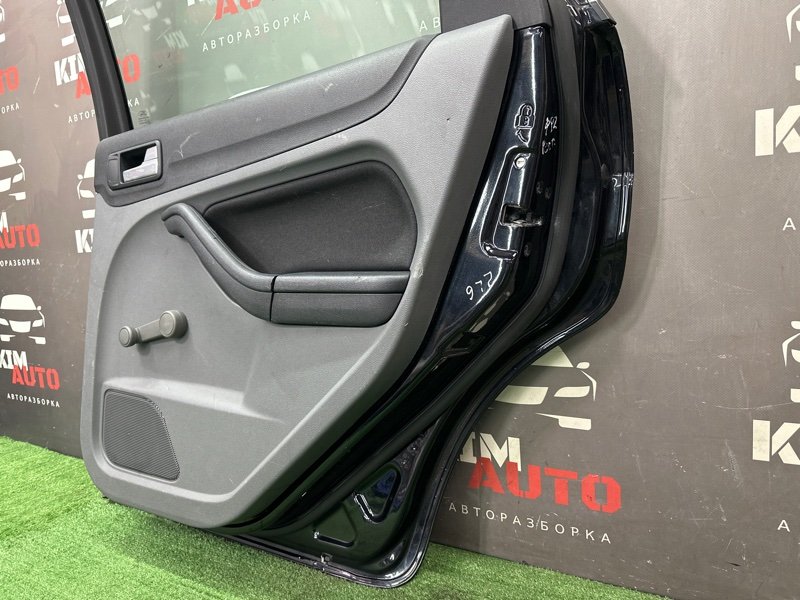 Дверь в сборе Ford Focus 2