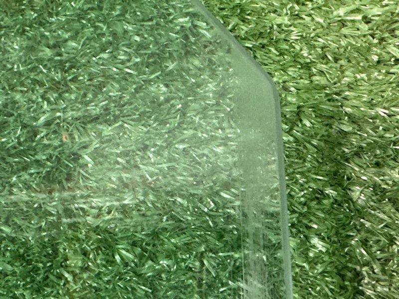 Стекло двери Ford Mondeo 4