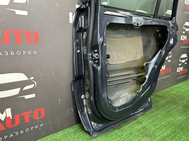 Дверь Ford Fusion