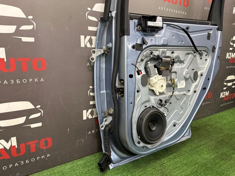 Дверь Ford C-Max