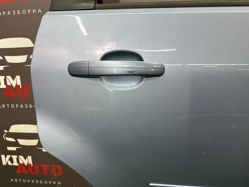 Дверь Ford C-Max