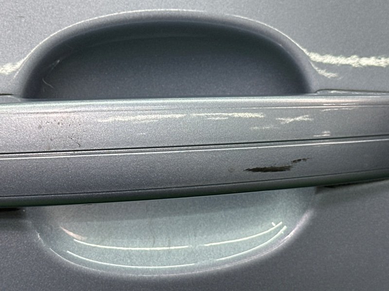 Дверь Ford C-Max