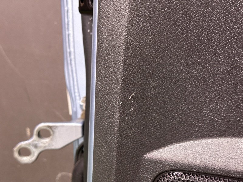 Дверь Ford C-Max